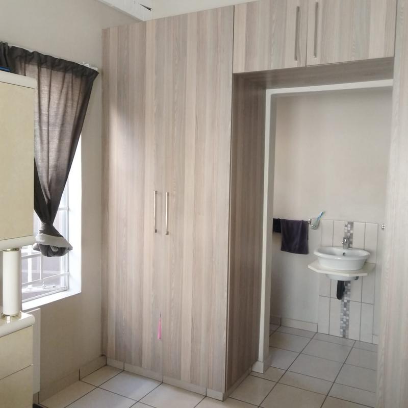 To Let 3 Bedroom Property for Rent in Waterval East North West